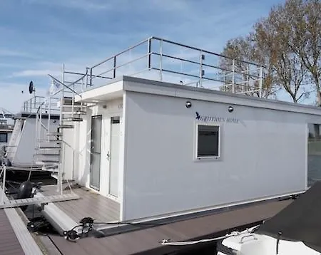 Botel Houseboat Griffioen Home, Nieuwpoort